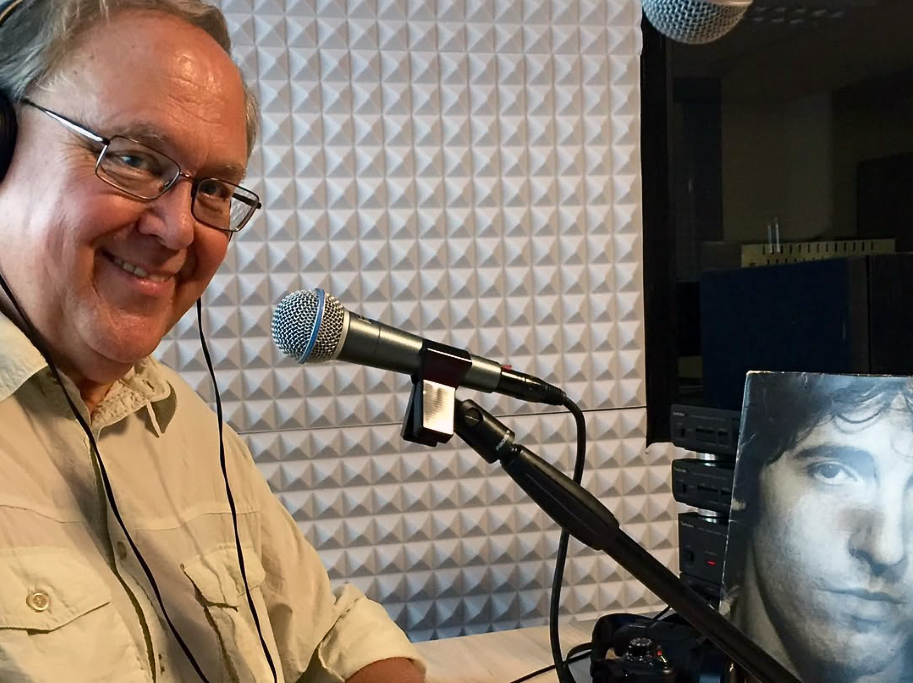 Frank Stefanko podczas wywiadu w Radio Alba (Włochy). fot. Guido Harari Frank Stefanko podczas wywiadu w Radio Alba (Włochy). fot. Guido Harari